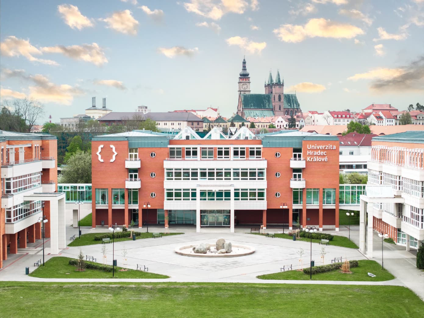 UHK budovy-7